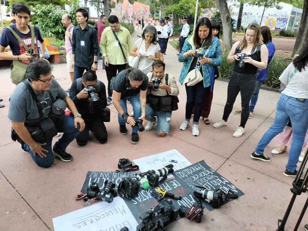 PROTESTAN PERIODISTAS DE JALISCO POR EL ASESINATO DE LUIS MARTÍN SÁNCHEZ