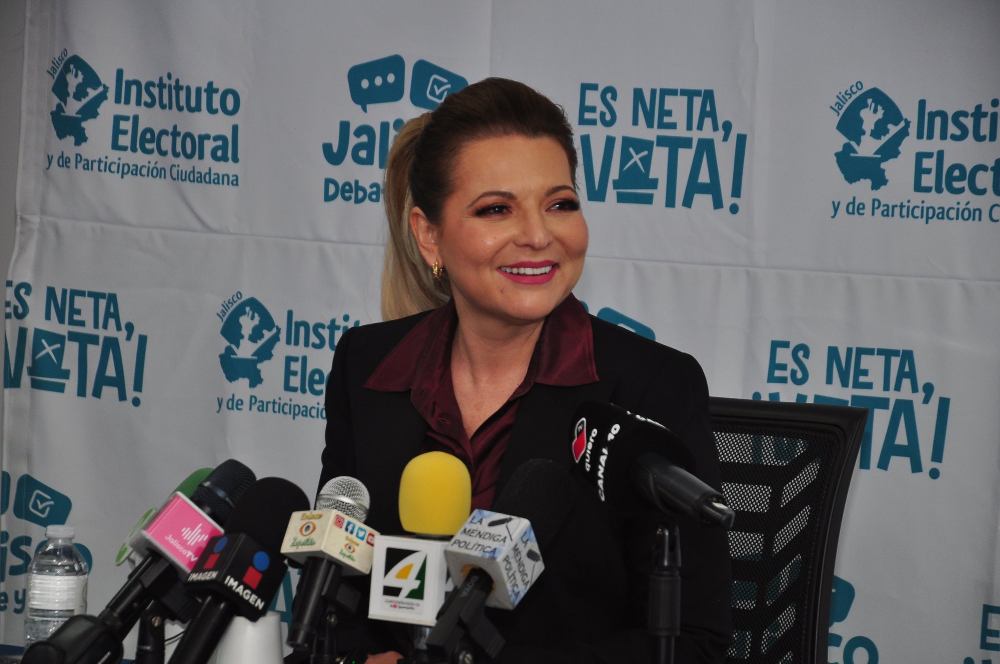 Elecciones Se Compromete Claudia Delgadillo A Sanear El R O