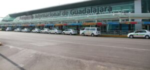 AEROPUERTO DE GUADALAJARA DARÁ TOLERANCIA DE 30 MINUTOS EN ESTACIONAMIENTO