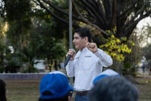ELECCIONES 2024: ÓSCAR SANTOS RIZO PRESENTA PROPUESTAS EN COLONIA LA CALMA