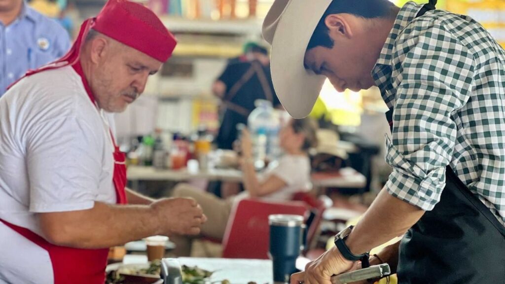 JALISCIENSES GANAN CONCURSO DE ASADO Y AHUMADO DE CORDERO