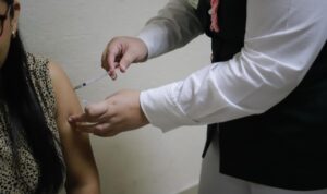 SE MANTIENE JALISCO CON CINCO CASOS DE INFLUENZA; HAN APLICADO 900 MIL VACUNAS